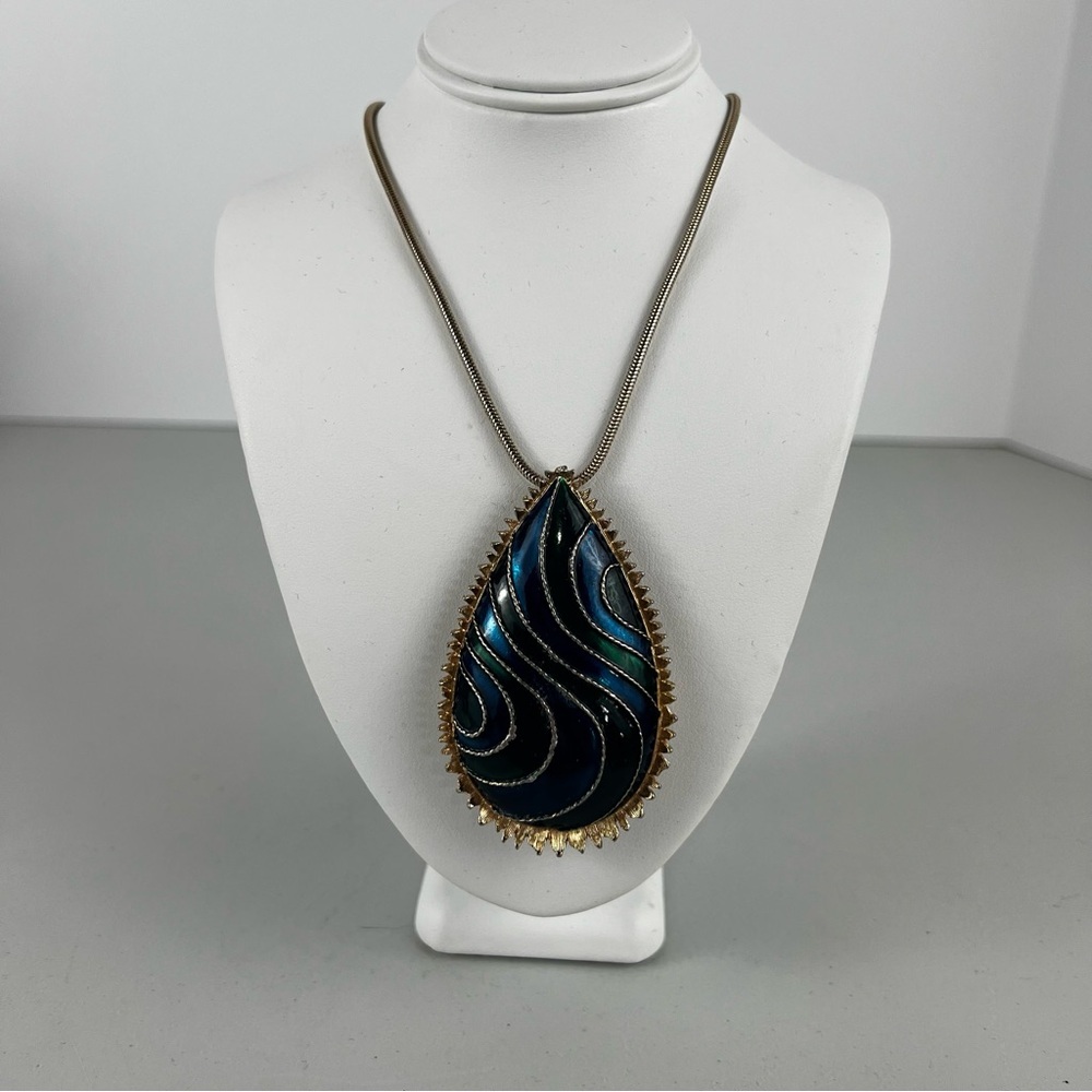Vtg Marcel Boucher Le Couturier Gold Tone w/ Blue & Green Enamel Brooch Necklace - Picture 2 of 13